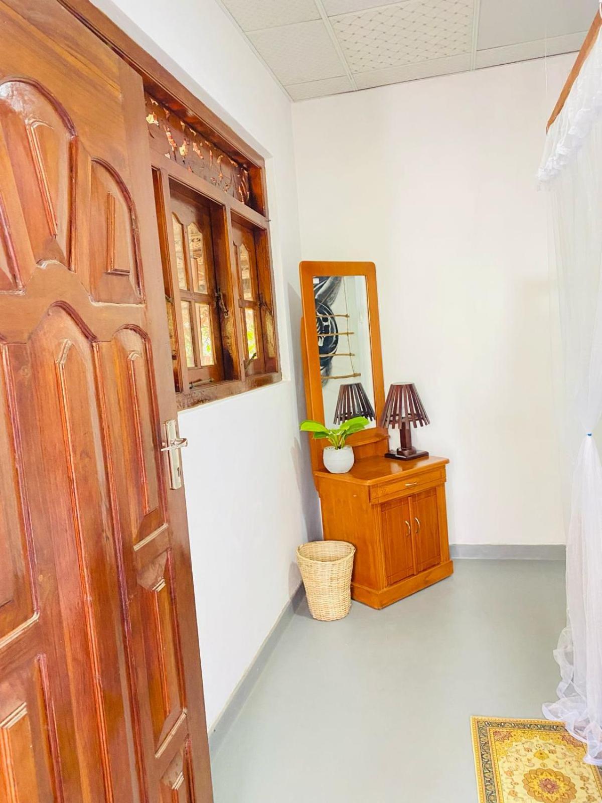 Hotel Art House Hiriketiya à Dikwella Extérieur photo
